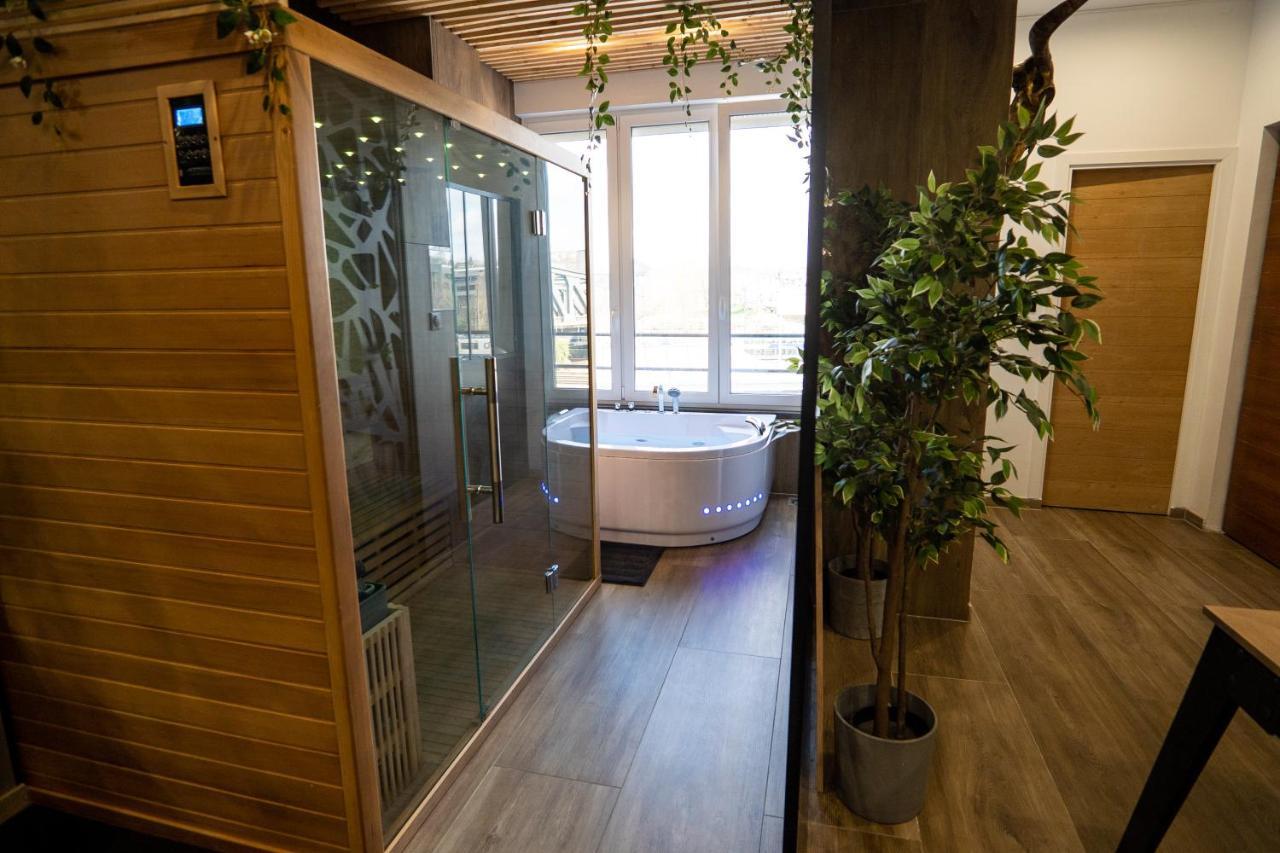 Capsule Wellness - Sauna - Balneo - Machine De Sport Privatif - Ps5 - 2 Chambres Valenciennes Eksteriør bilde